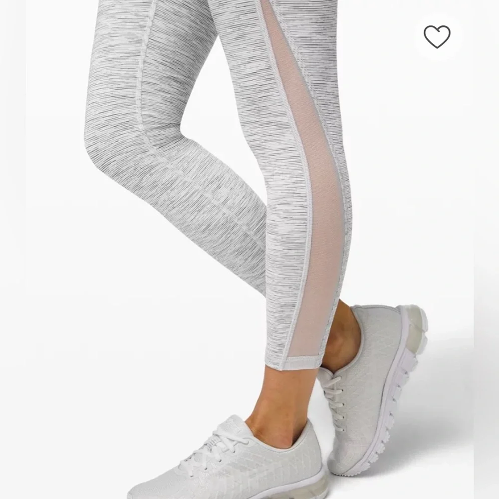 Lululemon - Train Times 7/8 Pants - Size 4 - Picture 3 of 12